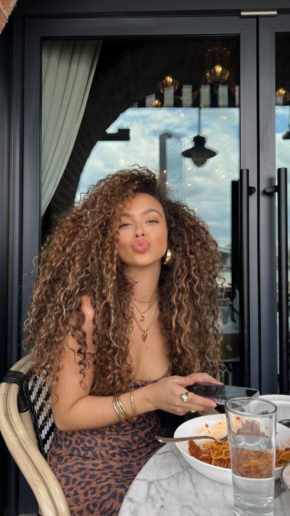 Coily/Kinky hair - type 4